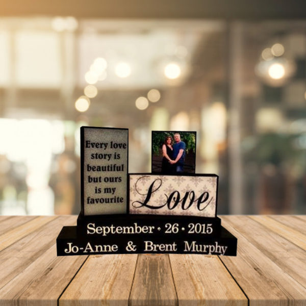 Love Couple Table Frame for Anniversary Online in Pakistan