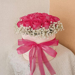 Resplendent-Hat-Bouquet Gifts