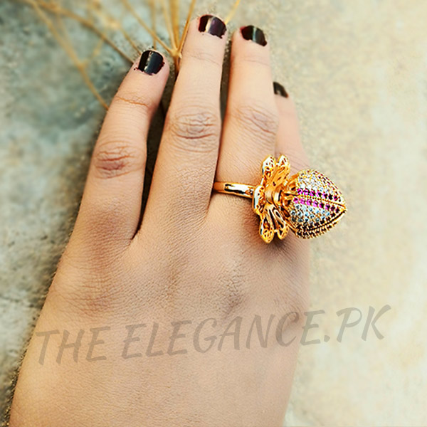 Flower-Ring-Gift-Online-in-Pakistan