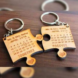Wooden-Calender-Keychai-Gifts-Online-in-Pakistab