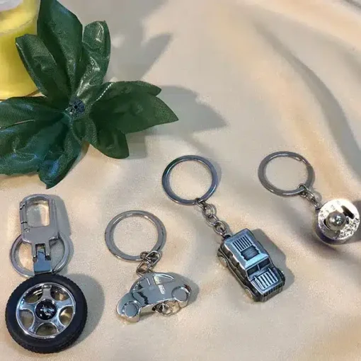 Car-Keychain-Online-Gifts-for-Fathers-Day